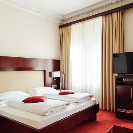 Hotel De France Wiesbaden City Экстерьер фото