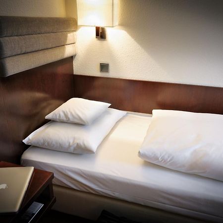 Hotel De France Wiesbaden City Экстерьер фото