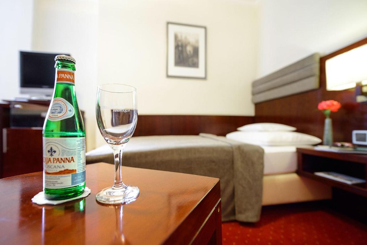 Hotel De France Wiesbaden City Экстерьер фото