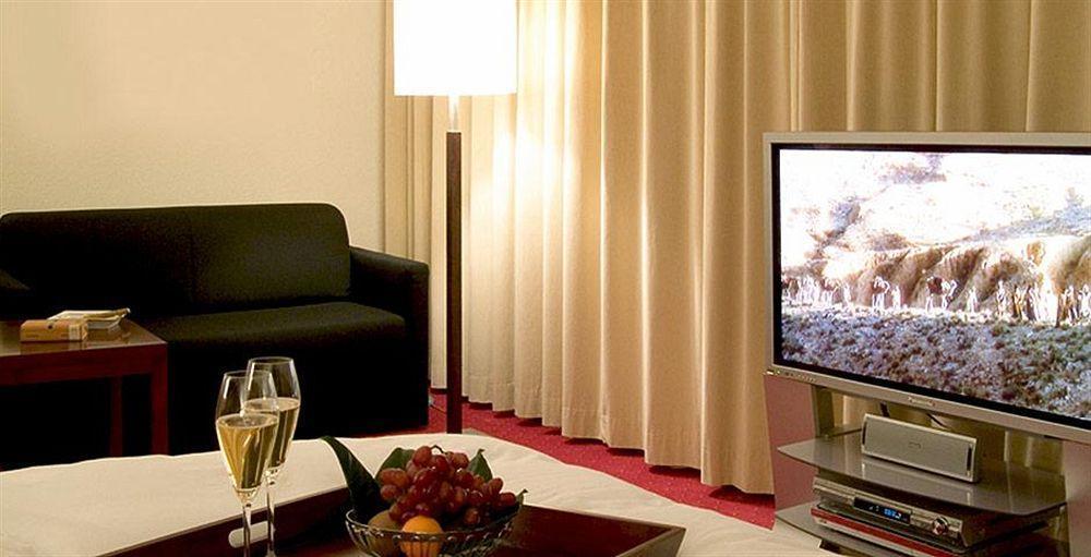 Hotel De France Wiesbaden City Экстерьер фото